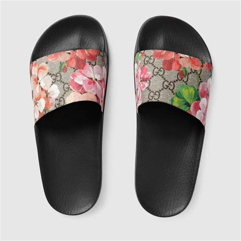 Gucci floral slides size 8